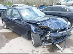 WBA8E5G55GNU21547 2016 BMW 3ER