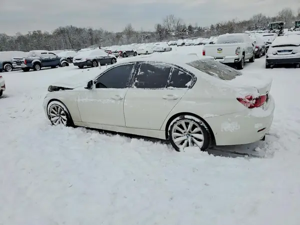 WBA8E5G55GNU22178 2016 BMW 3ER - Image 2