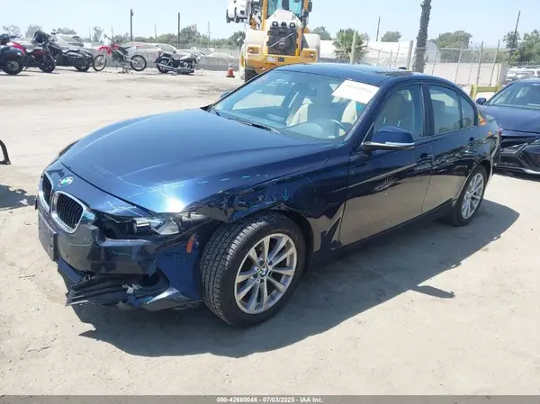 WBA8E5G55HNU41881 2017 BMW 3ER - Image 2