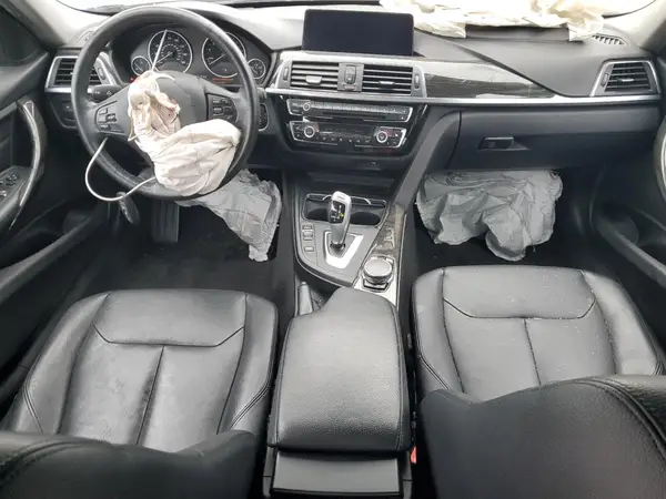 WBA8E5G55HNU42092 2017 BMW 3ER - Image 8