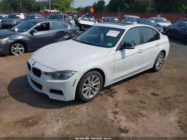 WBA8E5G55JNU47167 2018 BMW 3ER - Image 2