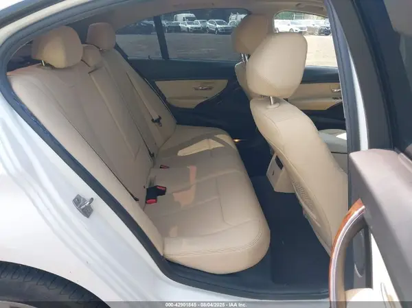 WBA8E5G55JNU47167 2018 BMW 3ER - Image 8