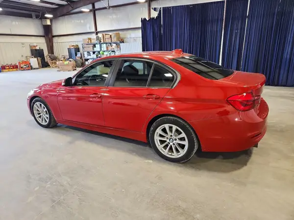 WBA8E5G56GNU19919 2016 BMW 3ER - Image 2