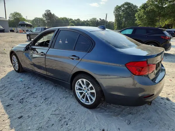 WBA8E5G56GNU22111 2016 BMW 3ER - Image 2