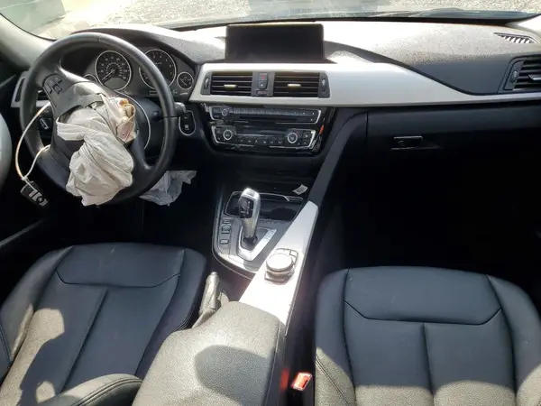 WBA8E5G56HNU41985 2017 BMW 3ER - Image 8