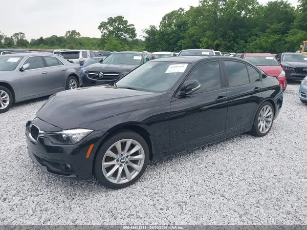 WBA8E5G56HNU42070 2017 BMW 3ER - Image 2