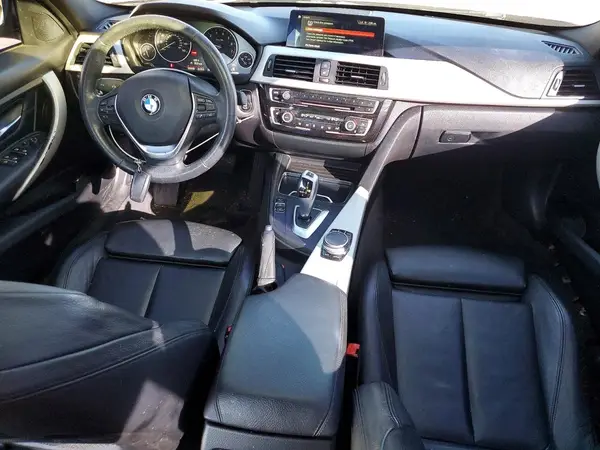 WBA8E5G56JNU45900 2018 BMW 3ER - Image 8
