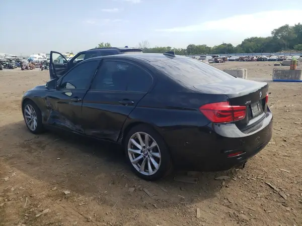 WBA8E5G56JNU46741 2018 BMW 3ER - Image 2