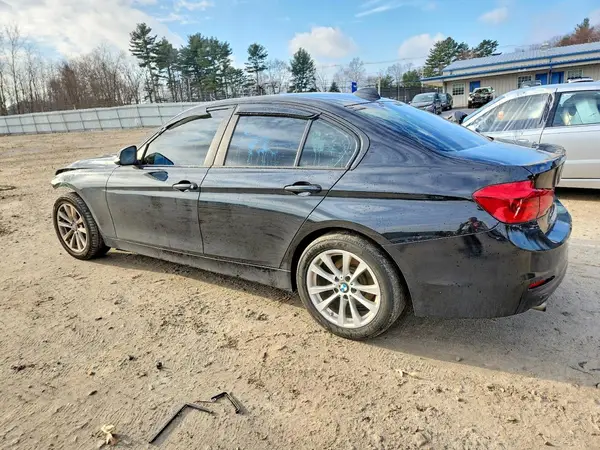 WBA8E5G56JNU47212 2018 BMW 3ER - Image 2