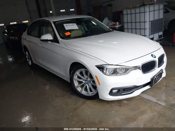 WBA8E5G56JNU47338 2018 BMW 3ER - Image 1