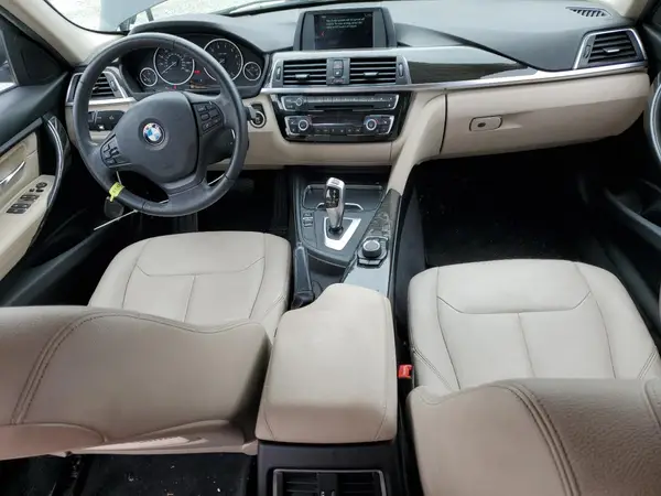WBA8E5G56JNV02595 2018 BMW 3ER - Image 8