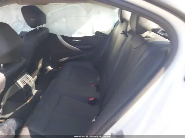 WBA8E5G57GNU22179 2016 BMW 3ER - Image 8