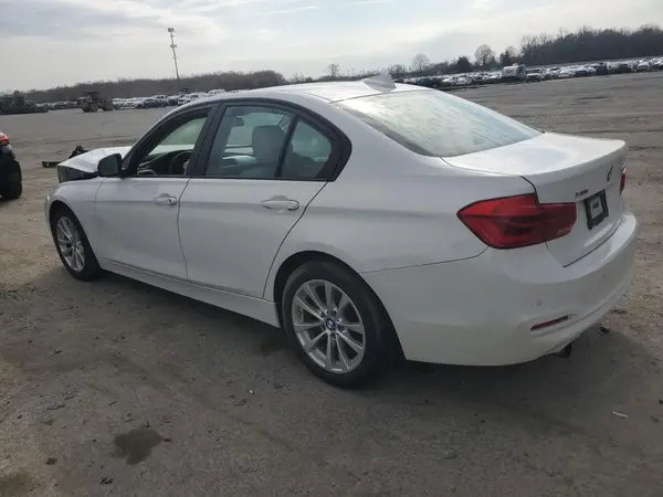 WBA8E5G57HNU22247 2017 BMW 3ER - Image 2