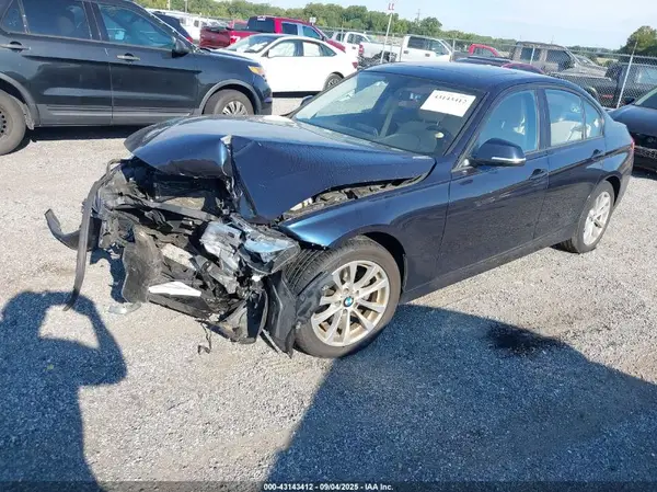 WBA8E5G57HNU22393 2017 BMW 3ER - Image 2