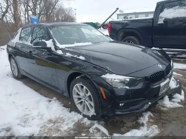 WBA8E5G57HNU22815 2017 BMW 3ER - Image 1