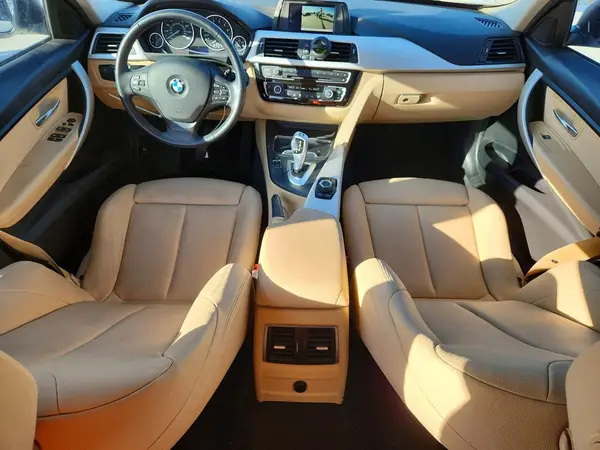 WBA8E5G57JNU46165 2018 BMW 3ER - Image 8