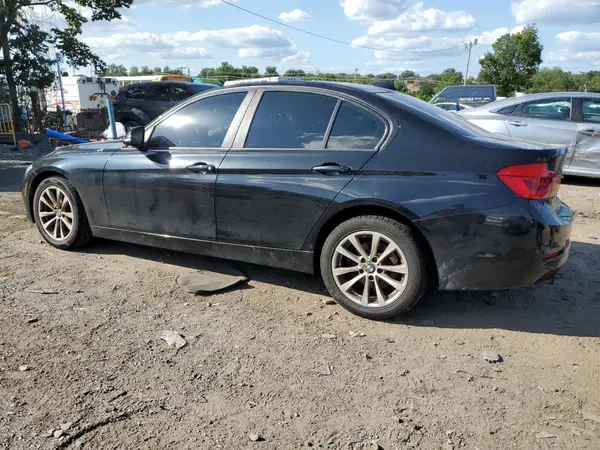 WBA8E5G57JNU46425 2018 BMW 3ER - Image 2