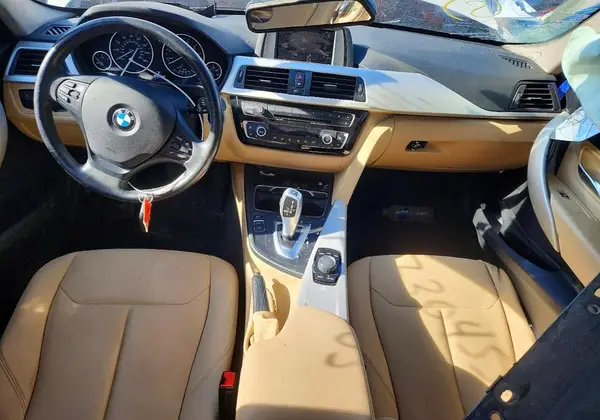 WBA8E5G57JNU46912 2018 BMW 3ER - Image 8