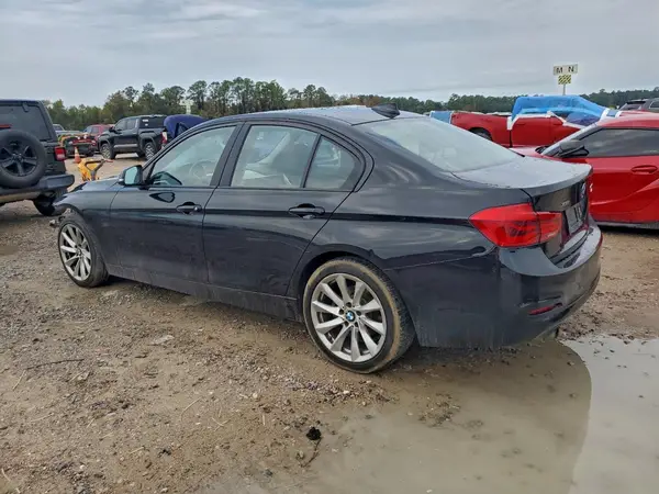 WBA8E5G57JNU47137 2018 BMW 3ER - Image 2