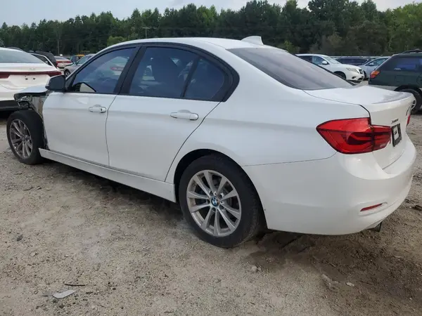 WBA8E5G57JNU47851 2018 BMW 3ER - Image 2