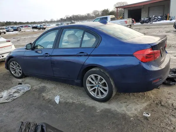 WBA8E5G57JNV02279 2018 BMW 3ER - Image 2