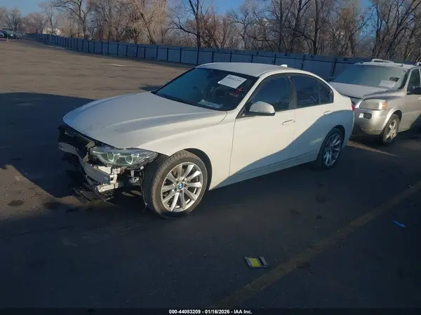 WBA8E5G57JNV02766 2018 BMW 3ER - Image 2