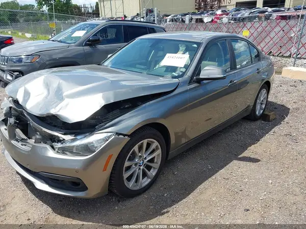 WBA8E5G58GNT41465 2016 BMW 3ER - Image 2