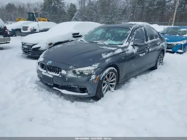 WBA8E5G58GNT94019 2016 BMW 3ER - Image 2