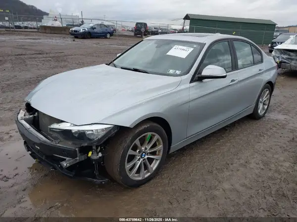 WBA8E5G58GNU19131 2016 BMW 3ER - Image 2