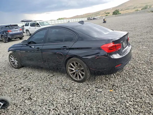 WBA8E5G58HNU41227 2017 BMW 3ER - Image 2