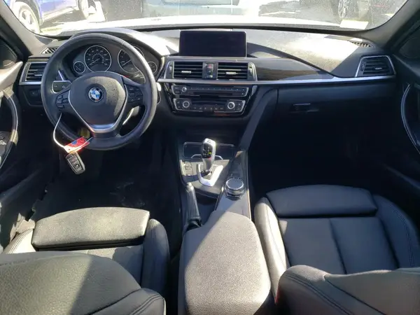 WBA8E5G58JNU47907 2018 BMW 3ER - Image 8