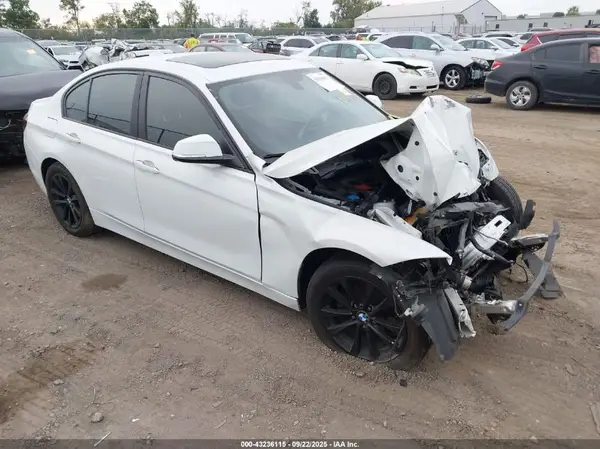 WBA8E5G58JNV01691 2018 BMW 3ER - Image 1