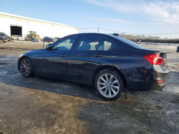 WBA8E5G58JNV02047 2018 BMW 3ER - Image 2