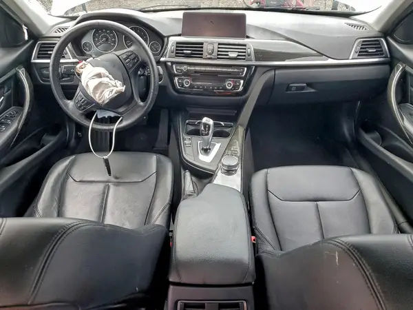 WBA8E5G58JNV02596 2018 BMW 3ER - Image 8