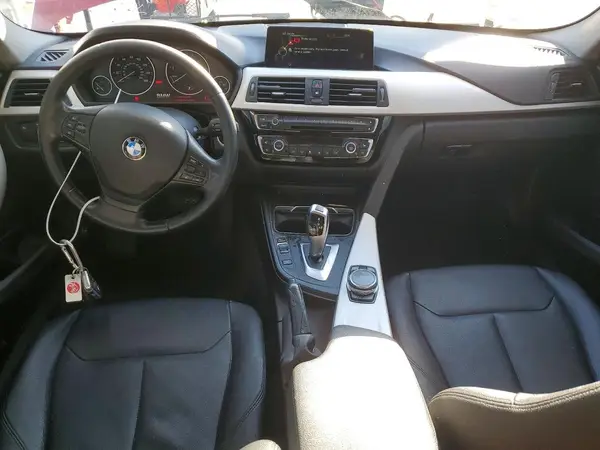WBA8E5G59GNT41975 2016 BMW 3ER - Image 8
