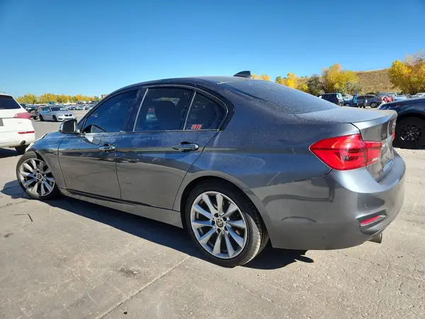 WBA8E5G59GNT93431 2016 BMW 3ER - Image 2