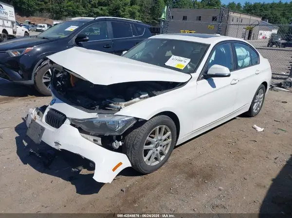 WBA8E5G59GNT94515 2016 BMW 3ER - Image 2