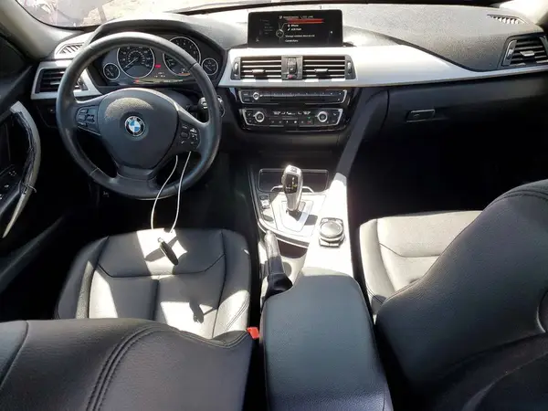 WBA8E5G59GNU21616 2016 BMW 3ER - Image 8