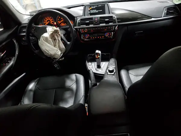 WBA8E5G59HNU22248 2017 BMW 3ER - Image 8