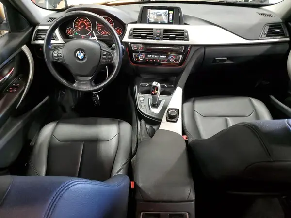 WBA8E5G59HNU22833 2017 BMW 3ER - Image 8