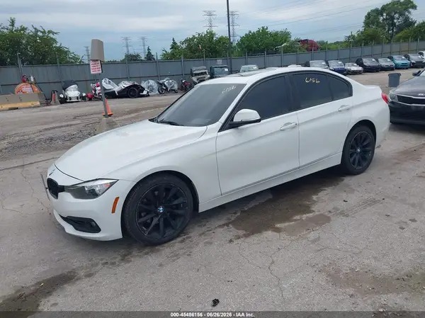 WBA8E5G59HNU41267 2017 BMW 3ER - Image 2