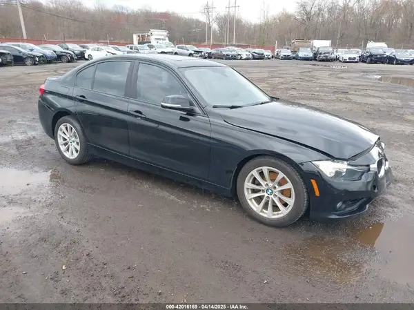 WBA8E5G59HNU42127 2017 BMW 3ER - Image 1