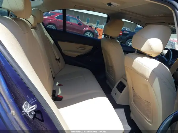 WBA8E5G59JNU45857 2018 BMW 3ER - Image 8