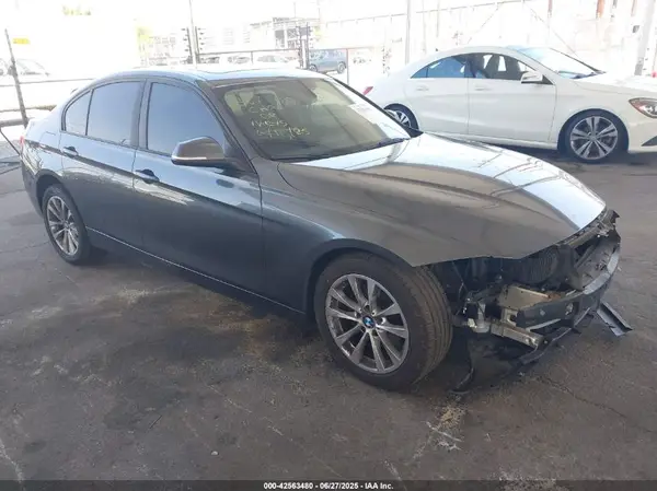 WBA8E5G59JNV02493 2018 BMW 3ER - Image 1