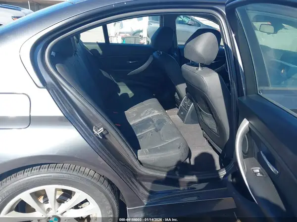 WBA8E5G59JNV03398 2018 BMW 3ER - Image 8