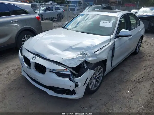 WBA8E5G5XGNT40155 2016 BMW 3ER - Image 2