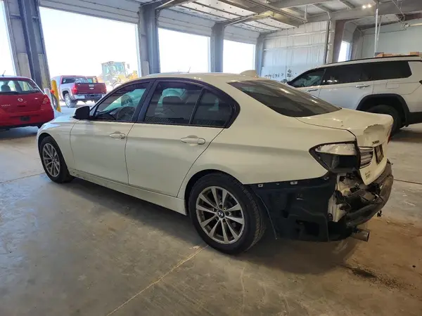 WBA8E5G5XGNT94183 2016 BMW 3ER - Image 2