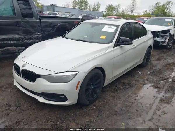 WBA8E5G5XGNT94247 2016 BMW 3ER - Image 2