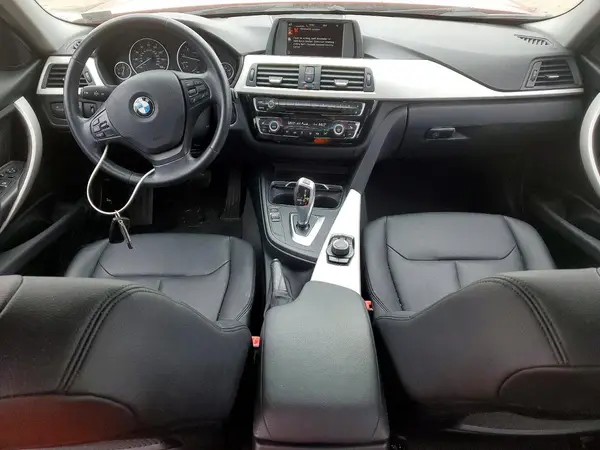 WBA8E5G5XGNU19650 2016 BMW 3ER - Image 8