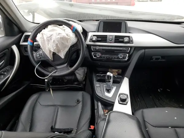 WBA8E5G5XGNU20555 2016 BMW 3ER - Image 8